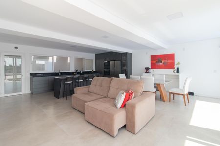 Sala de casa à venda com 3 quartos, 243m² em Santo Antônio, Porto Alegre