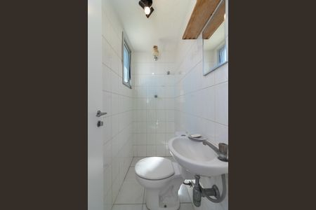 Apartamento para alugar com 100m², 3 quartos e 2 vagasBanheiro de Serviço