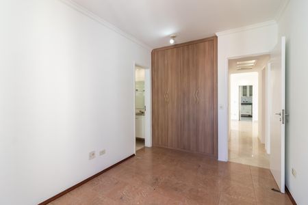Apartamento para alugar com 100m², 3 quartos e 2 vagasSuíte