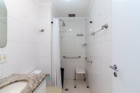 Apartamento para alugar com 100m², 3 quartos e 2 vagasBanheiro social