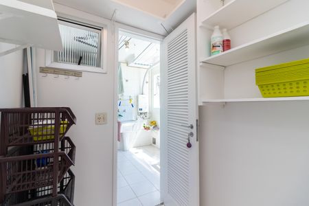 Apartamento para alugar com 100m², 3 quartos e 2 vagasQuarto de Serviço