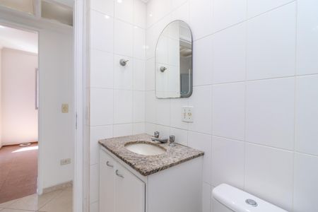 Apartamento para alugar com 100m², 3 quartos e 2 vagasBanheiro social