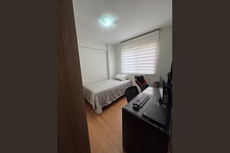 Apartamento à venda com 177m², 3 quartos e 2 vagasQuarto 