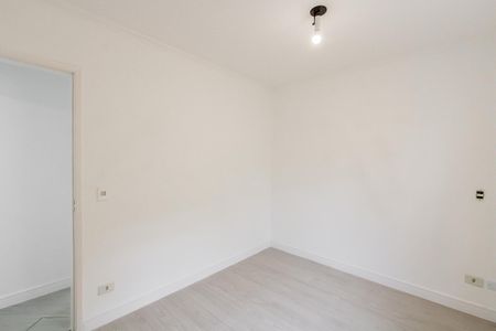 Casa à venda com 125m², 3 quartos e 3 vagas Casa à venda com 125m², 3 quartos e 3 vagasSuíte