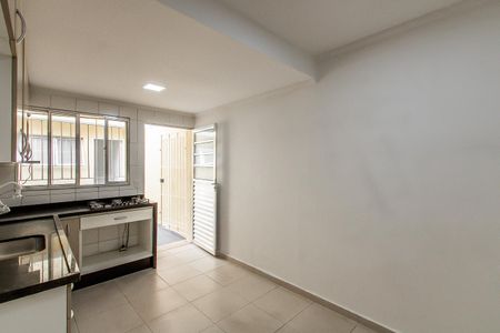 Casa à venda com 125m², 3 quartos e 3 vagas Casa à venda com 125m², 3 quartos e 3 vagasCozinha
