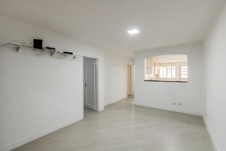 Casa à venda com 125m², 3 quartos e 3 vagas Casa à venda com 125m², 3 quartos e 3 vagasSala