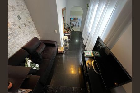 Casa à venda com 3 quartos, 225m² em Km 18, Osasco