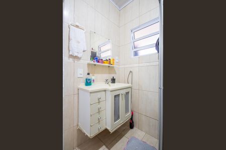 Casa à venda com 220m², 2 quartos e 1 vaga Casa à venda com 220m², 2 quartos e 1 vagaBanheiro