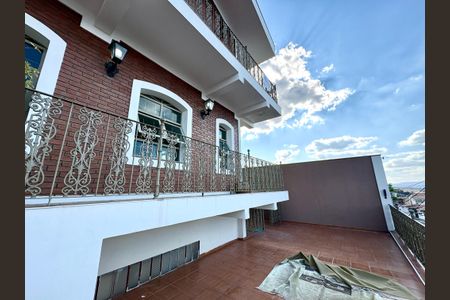 Casa para alugar com 300m², 3 quartos e 1 vaga Casa para alugar com 300m², 3 quartos e 1 vagaÁrea comum