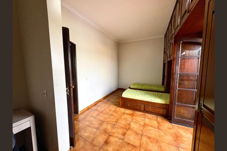 Casa para alugar com 300m², 3 quartos e 1 vaga Casa para alugar com 300m², 3 quartos e 1 vagaQuarto 1