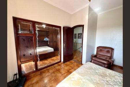 Casa para alugar com 300m², 3 quartos e 1 vaga Casa para alugar com 300m², 3 quartos e 1 vagaQuarto 3