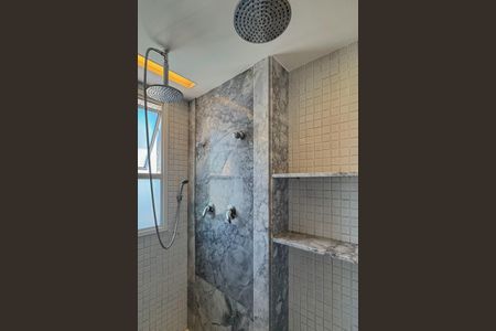 Apartamento para alugar com 280m², 4 quartos e 4 vagasBanheiro da Suíte 2