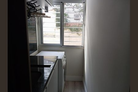 Apartamento à venda com 5792m², 1 quarto e sem vagaÁrea de Serviço