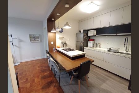 Apartamento à venda com 5792m², 1 quarto e sem vagaCozinha