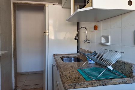 Apartamento para alugar com 60m², 2 quartos e 2 vagas Apartamento para alugar com 60m², 2 quartos e 2 vagasCozinha