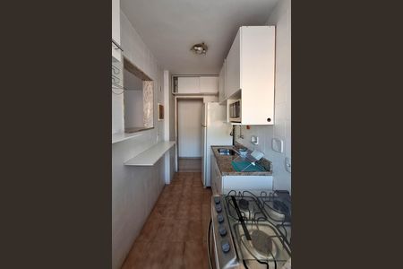 Apartamento para alugar com 60m², 2 quartos e 2 vagas Apartamento para alugar com 60m², 2 quartos e 2 vagasCozinha