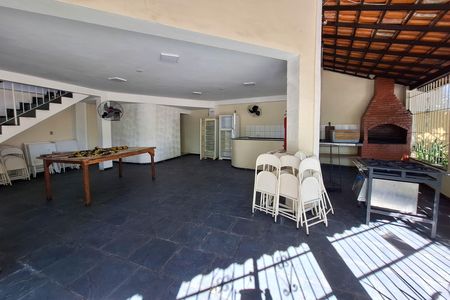 Apartamento para alugar com 60m², 2 quartos e 2 vagas Apartamento para alugar com 60m², 2 quartos e 2 vagasÁrea comum