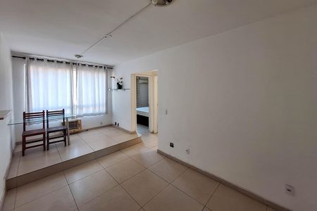 Apartamento para alugar com 60m², 2 quartos e 2 vagas Apartamento para alugar com 60m², 2 quartos e 2 vagasSala