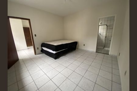Casa à venda com 70m², 1 quarto e 1 vaga