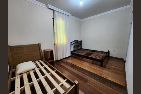Casa à venda com 355m², 5 quartos e 5 vagas