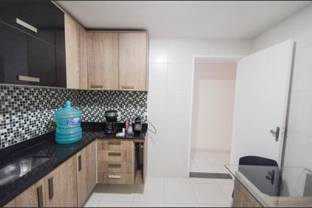 Apartamento para alugar com 127m², 3 quartos e 2 vagas Apartamento para alugar com 127m², 3 quartos e 2 vagasCozinha
