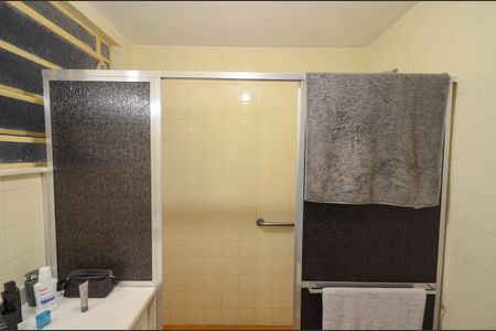 Apartamento para alugar com 127m², 3 quartos e 2 vagas Apartamento para alugar com 127m², 3 quartos e 2 vagasBanheiro da Suíte