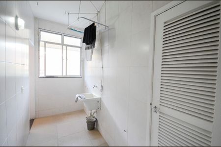 Apartamento para alugar com 127m², 3 quartos e 2 vagas Apartamento para alugar com 127m², 3 quartos e 2 vagasÁrea de Serviço