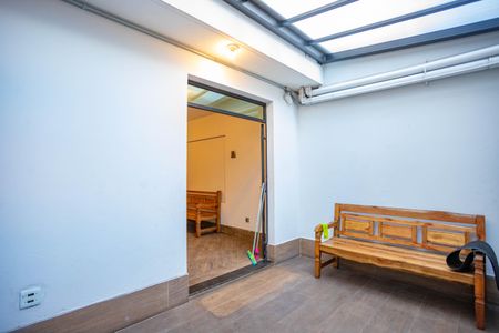 Apartamento para alugar com 45m², 1 quarto e 1 vagaHall social