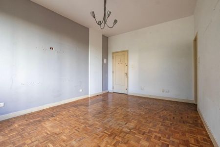 Apartamento à venda com 75m², 2 quartos e sem vagaSala