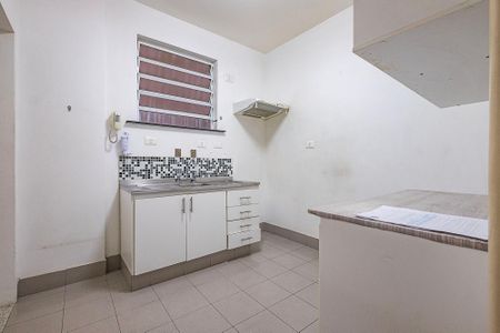 Apartamento à venda com 75m², 2 quartos e sem vagaCozinha