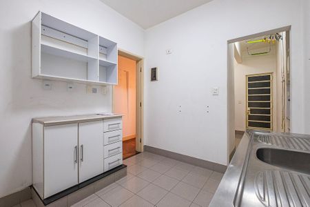 Apartamento à venda com 75m², 2 quartos e sem vagaCozinha