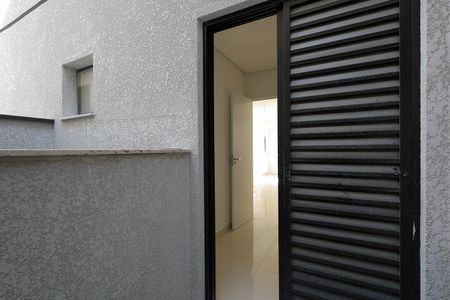 Apartamento à venda com 56m², 2 quartos e 1 vaga Apartamento à venda com 56m², 2 quartos e 1 vagaVaranda