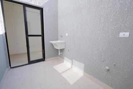 Apartamento à venda com 56m², 2 quartos e 1 vaga Apartamento à venda com 56m², 2 quartos e 1 vagaÁrea de Serviço