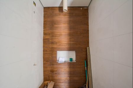 Apartamento à venda com 60m², 2 quartos e 1 vaga Apartamento à venda com 60m², 2 quartos e 1 vagaBanheiro Social