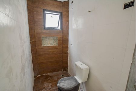 Apartamento à venda com 95m², 2 quartos e 1 vaga Apartamento à venda com 95m², 2 quartos e 1 vagaBanheiro Social