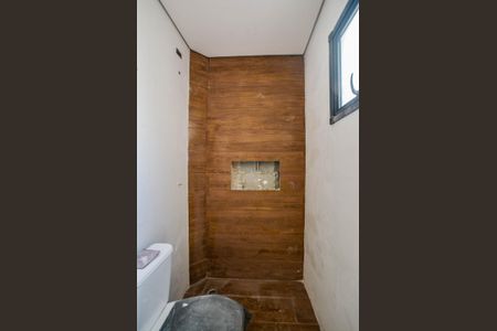 Apartamento à venda com 95m², 2 quartos e 1 vaga Apartamento à venda com 95m², 2 quartos e 1 vagaBanheiro da Suíte