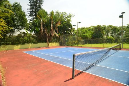 Casa à venda com 1032m², 5 quartos e 3 vagas Casa à venda com 1032m², 5 quartos e 3 vagasÁrea Externa - Quadras