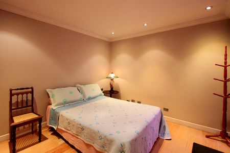 Apartamento à venda com 339m², 5 quartos e 4 vagas Apartamento à venda com 339m², 5 quartos e 4 vagasQuarto 1