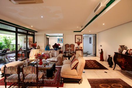 Apartamento à venda com 339m², 5 quartos e 4 vagas Apartamento à venda com 339m², 5 quartos e 4 vagasSala