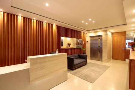 Apartamento à venda com 339m², 5 quartos e 4 vagas Apartamento à venda com 339m², 5 quartos e 4 vagasPortaria