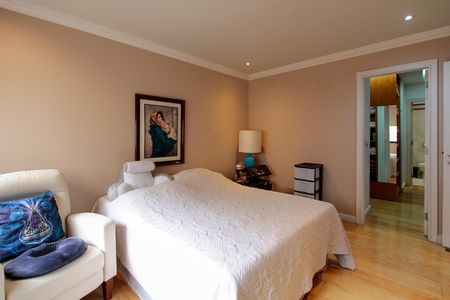 Apartamento à venda com 339m², 5 quartos e 4 vagas Apartamento à venda com 339m², 5 quartos e 4 vagasSuíte 1