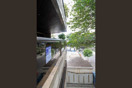 Apartamento à venda com 339m², 5 quartos e 4 vagas Apartamento à venda com 339m², 5 quartos e 4 vagasPlaquinha