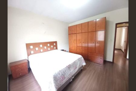 Casa à venda com 160m², 3 quartos e 3 vagas