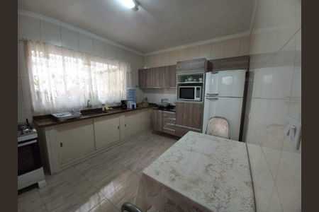 Casa à venda com 160m², 3 quartos e 3 vagas