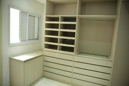 Casa à venda com 167m², 2 quartos e 4 vagas