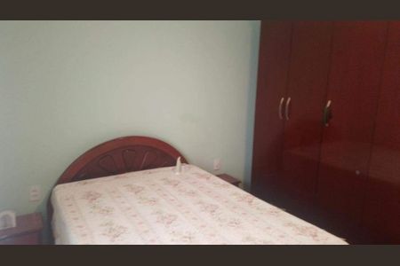 Casa à venda com 137m², 2 quartos e 2 vagas