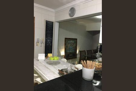 Apartamento à venda com 203m², 3 quartos e 4 vagas