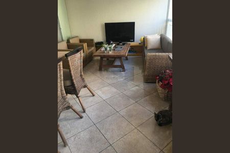 Apartamento à venda com 203m², 3 quartos e 4 vagas