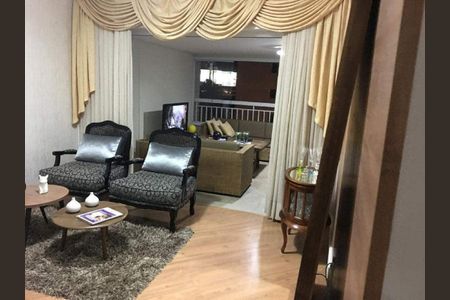 Apartamento à venda com 203m², 3 quartos e 4 vagas