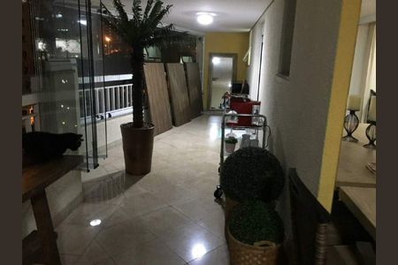 Apartamento à venda com 203m², 3 quartos e 4 vagas